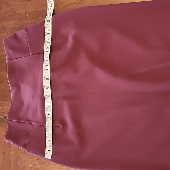 Lululemon New Route Skirt - Picture 7 of 11